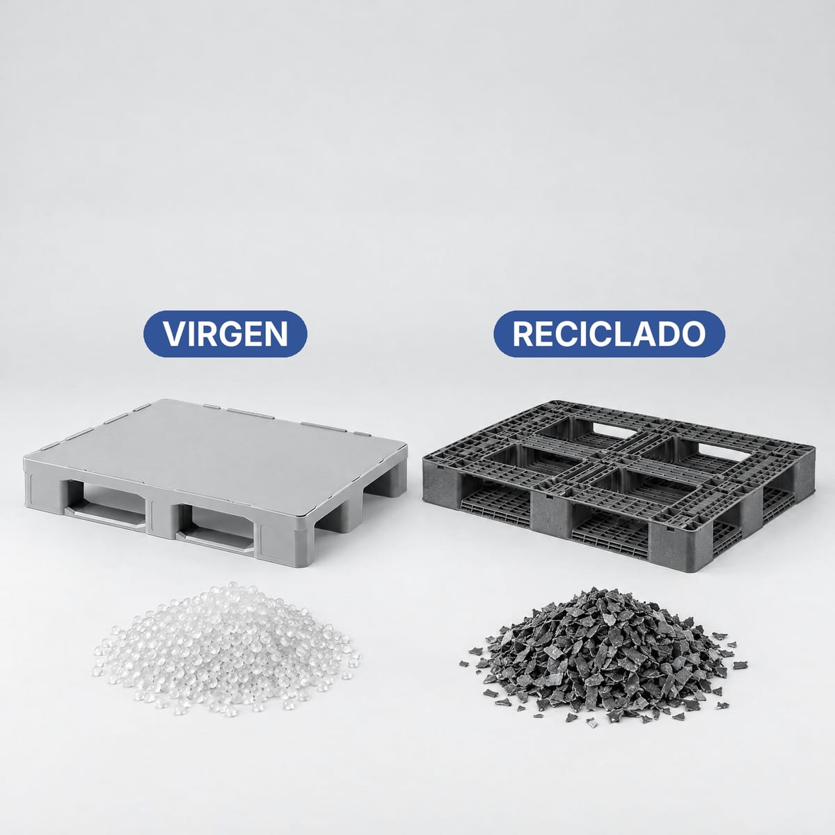 Palet de plástico virgen de color y palet de plástico reciclado negro uno junto al otro, con granza y remolido delante